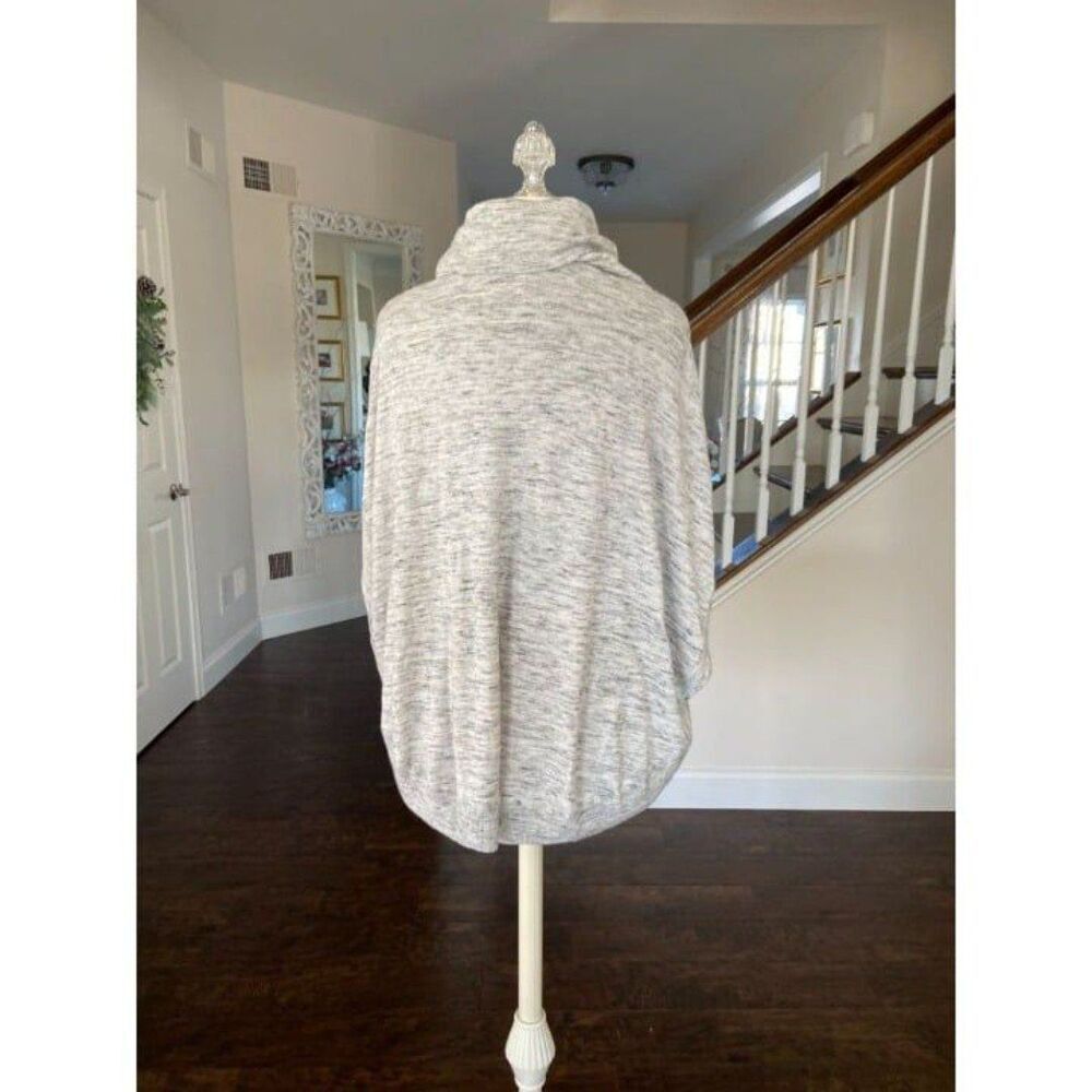 Gray Talbots Cape Sweater (XS)